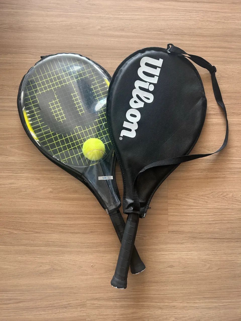 Raquete de Beach Tennis Wilson Energy XL + Capa e Bola - Semi Nova