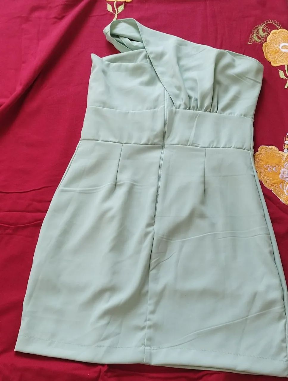Vestido social "P" , cor verde Claro  - Foto 3