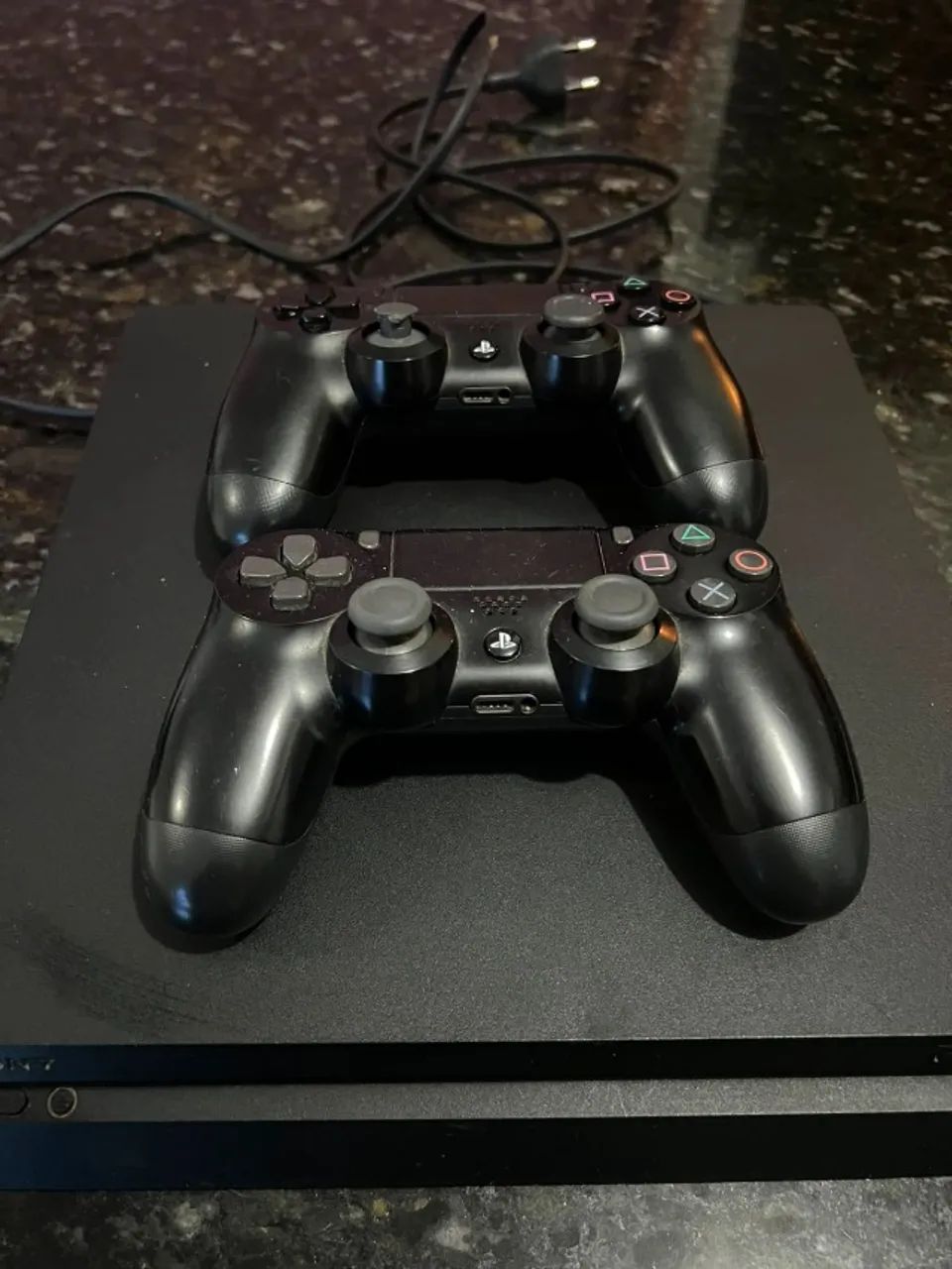 Ps4 semi-novo 