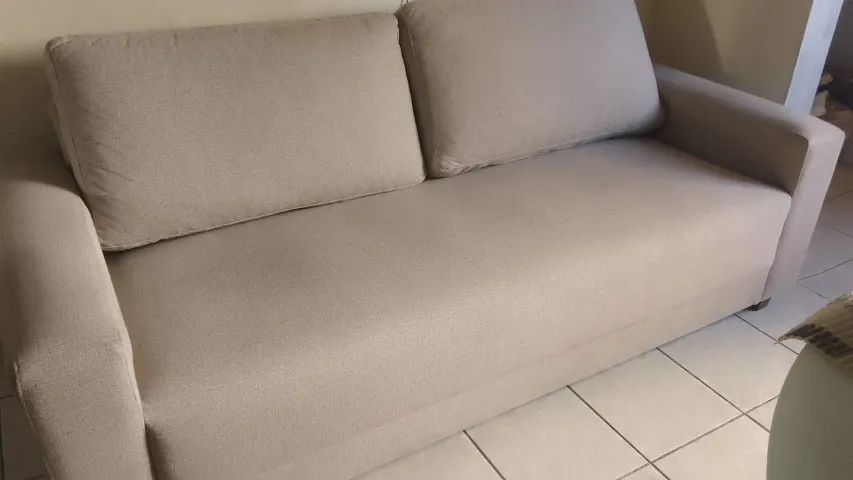 SOFÁ457517278408878080