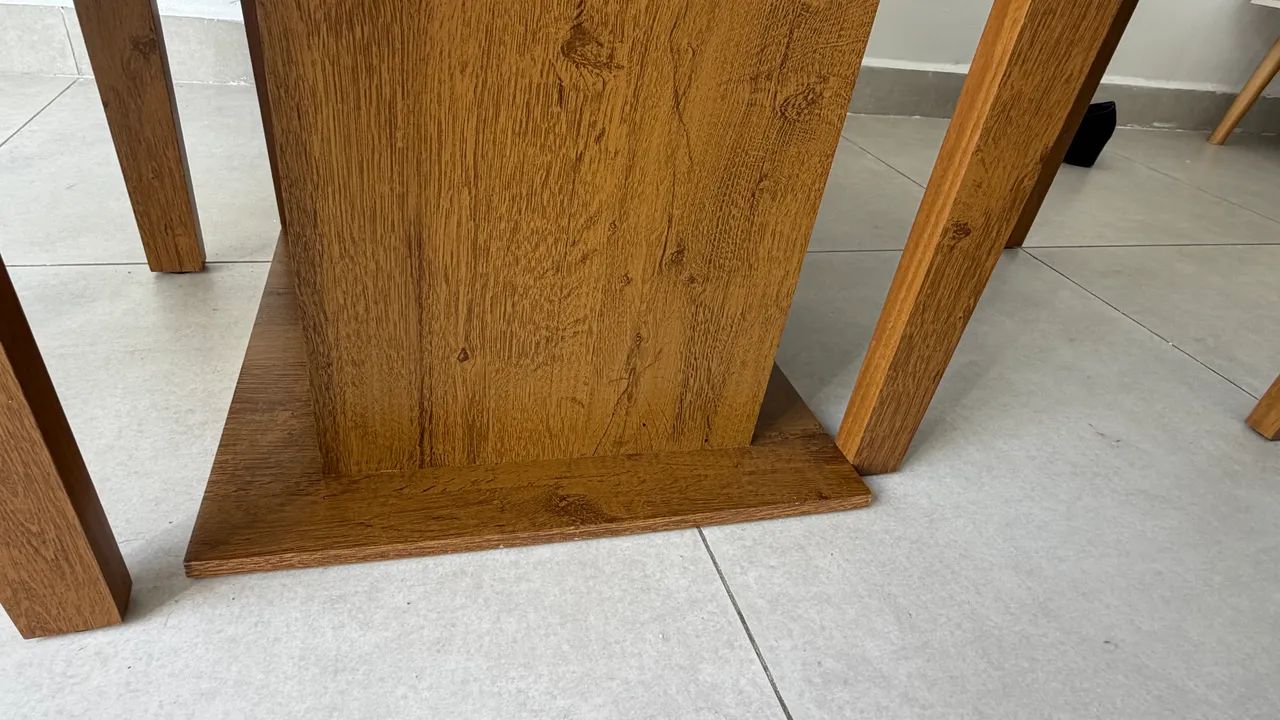 Mesa de Jantar com 4 Cadeiras | Excelente Estado | Conjunto Completo - Foto 2