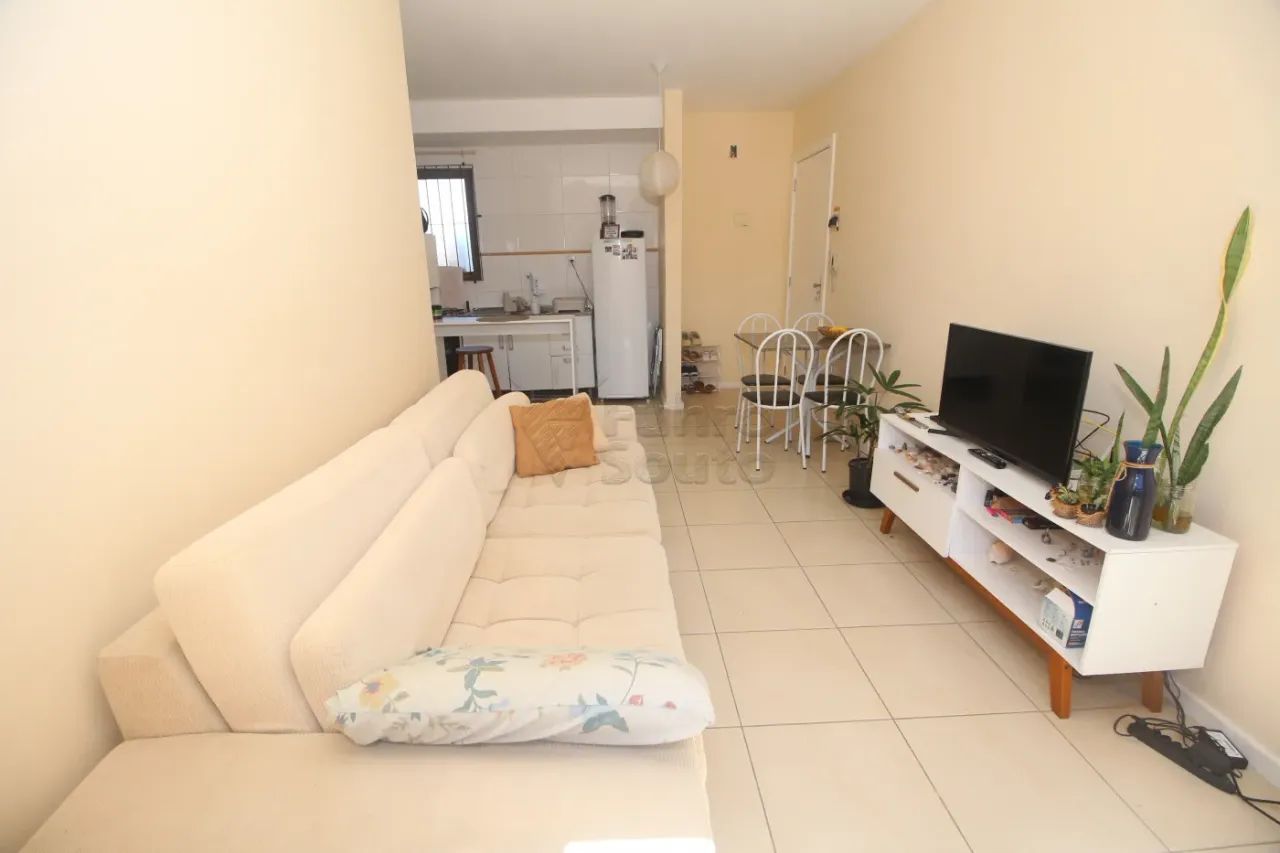Apartamento com Terraço e Vaga Coberta - Próximo à UCPel e UFPel - Foto 3
