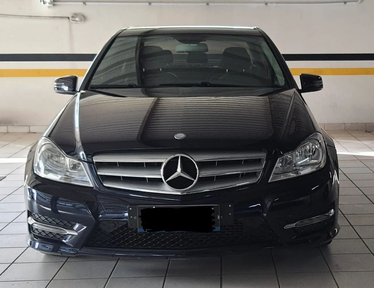 Mercedes-Benz C-180 2014