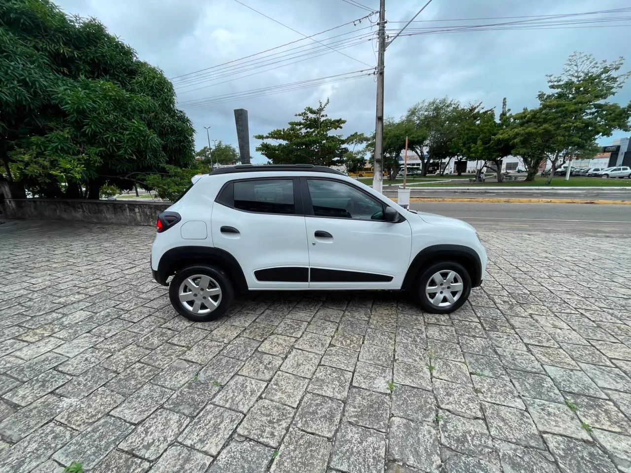 Renault Kwid Zen 1.0 Flex 12V 5P Mec. 2018 - Foto 4