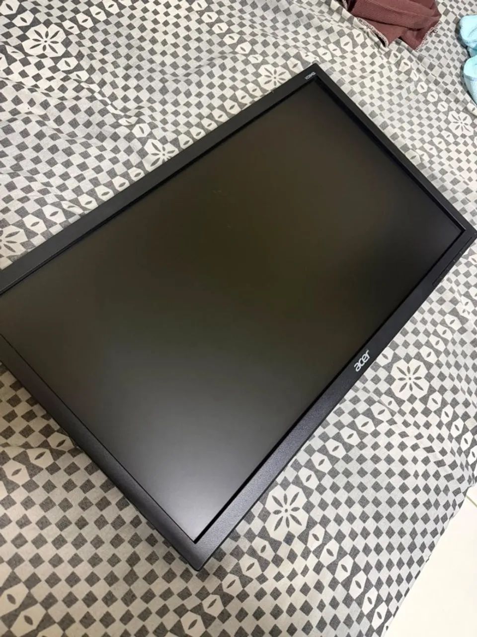 Monitor e Teclado