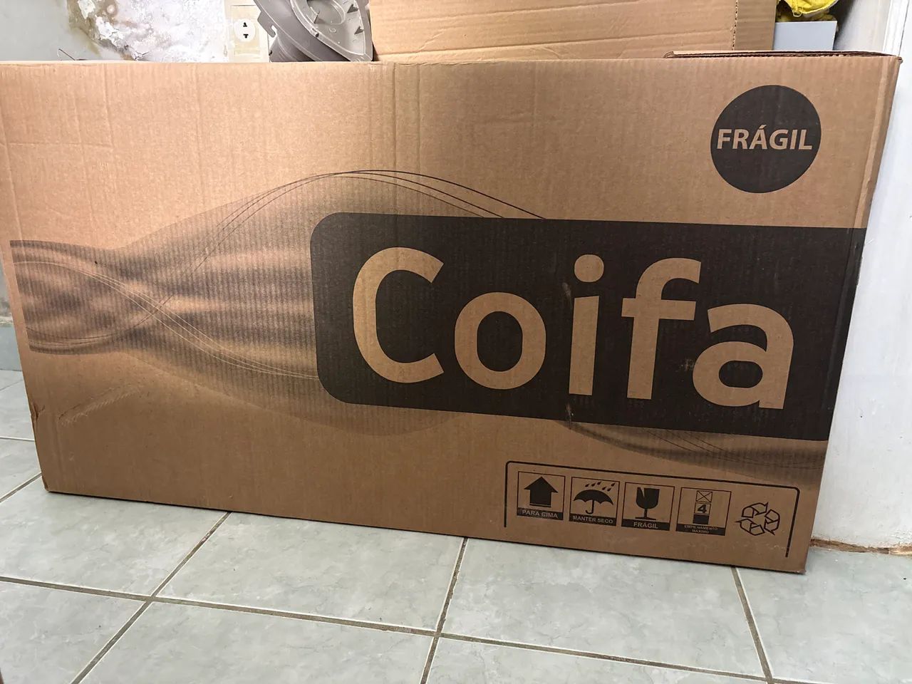 Coifa de parede nova