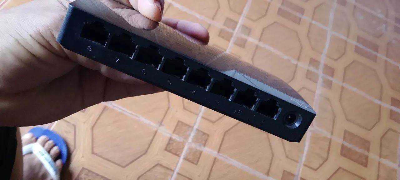 SWITCH 8 PORTAS 10/100/1000 VLAN