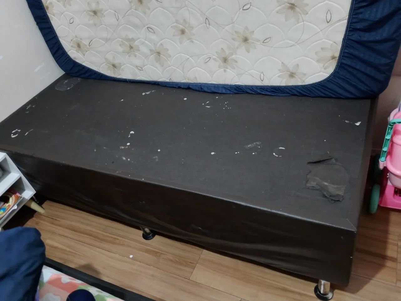 Vendo Base Cama Solteiro 