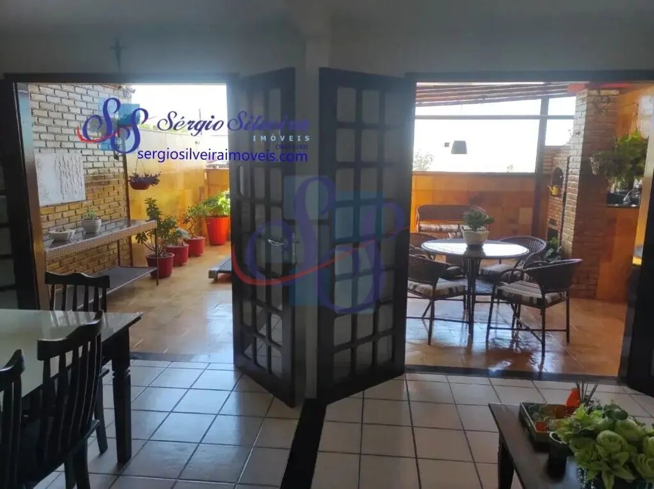 Linda e ampla casa no Porto das Dunas com 2 suítes - Foto 4