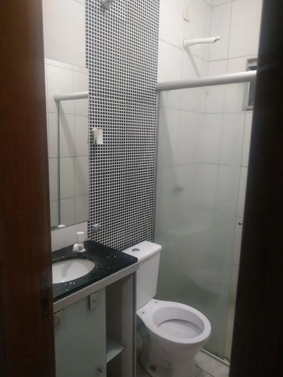 Aluga-se casa em condomínio - Foto 2