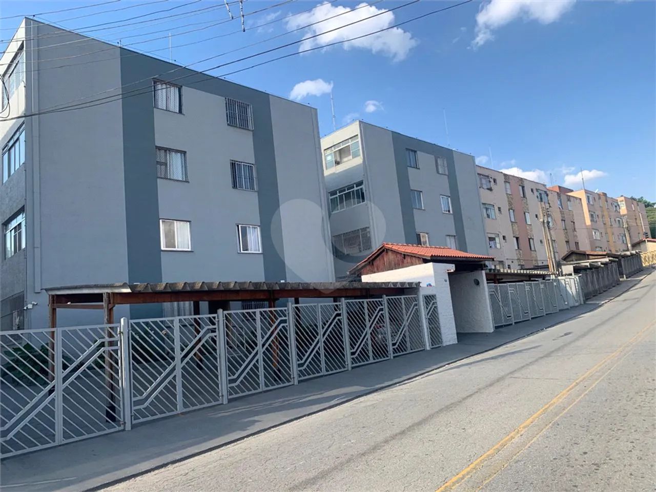 Apartamento à venda no Cocaia  48m² de conforto e praticidade