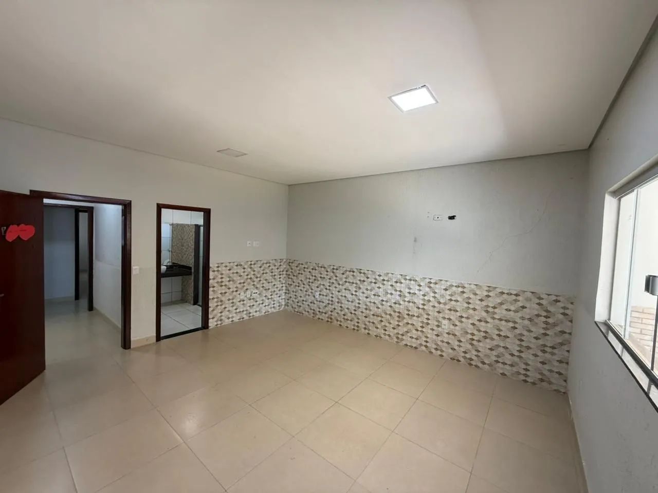 Casa 3 quatros ,laje, escriturada Planaltina Df - Foto 2