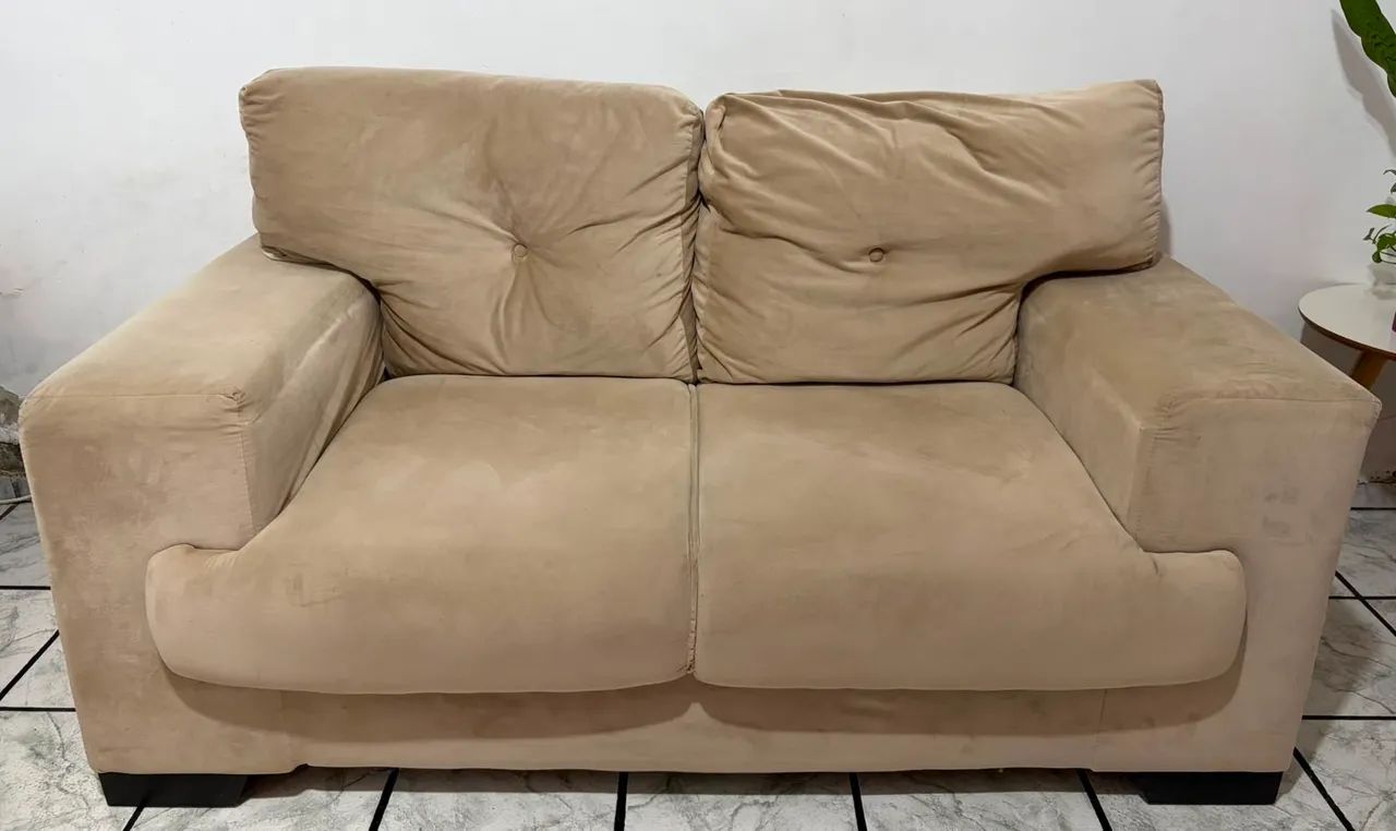 VENDE-SE 2 SOFÁS POR R$ 700 - Foto 2