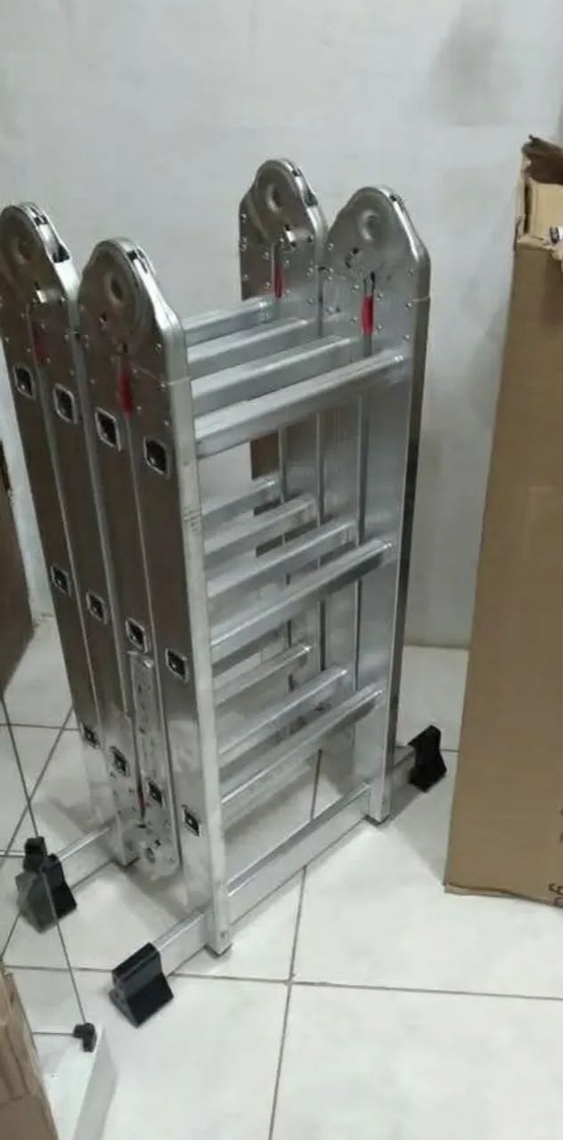 Escada de aluminio multifuncional 4 x3 - Foto 3
