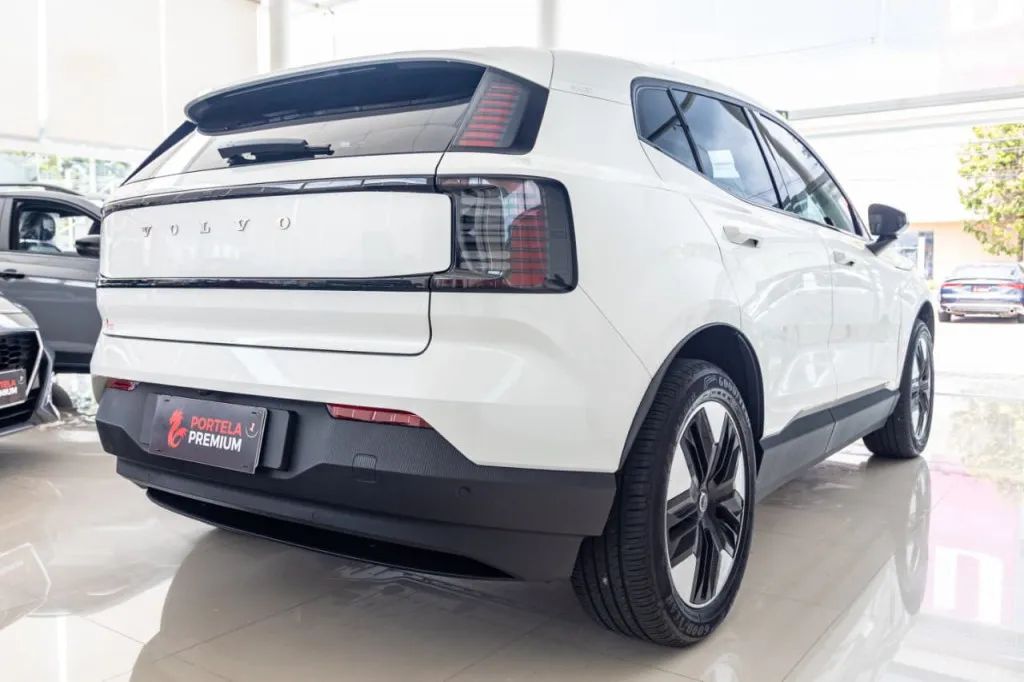 Volvo EX30 E40 Core (elétrico) 2024 - Foto 5