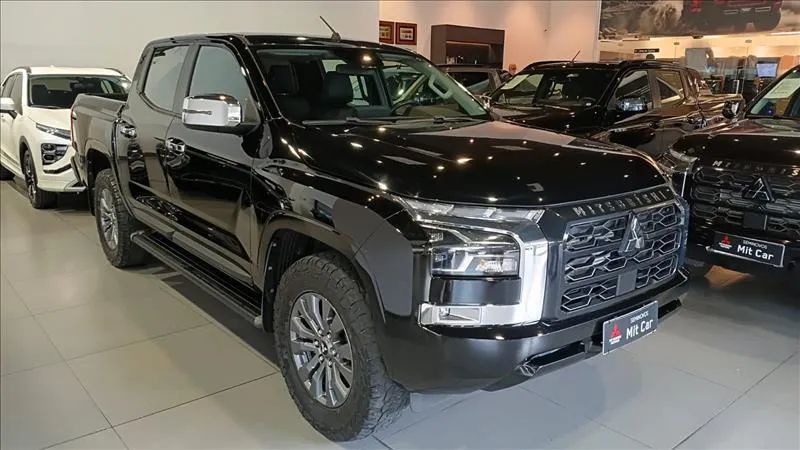 Mitsubishi Triton Triton HPE 2.4 CD 4x4 TB Diesel Aut. 2026