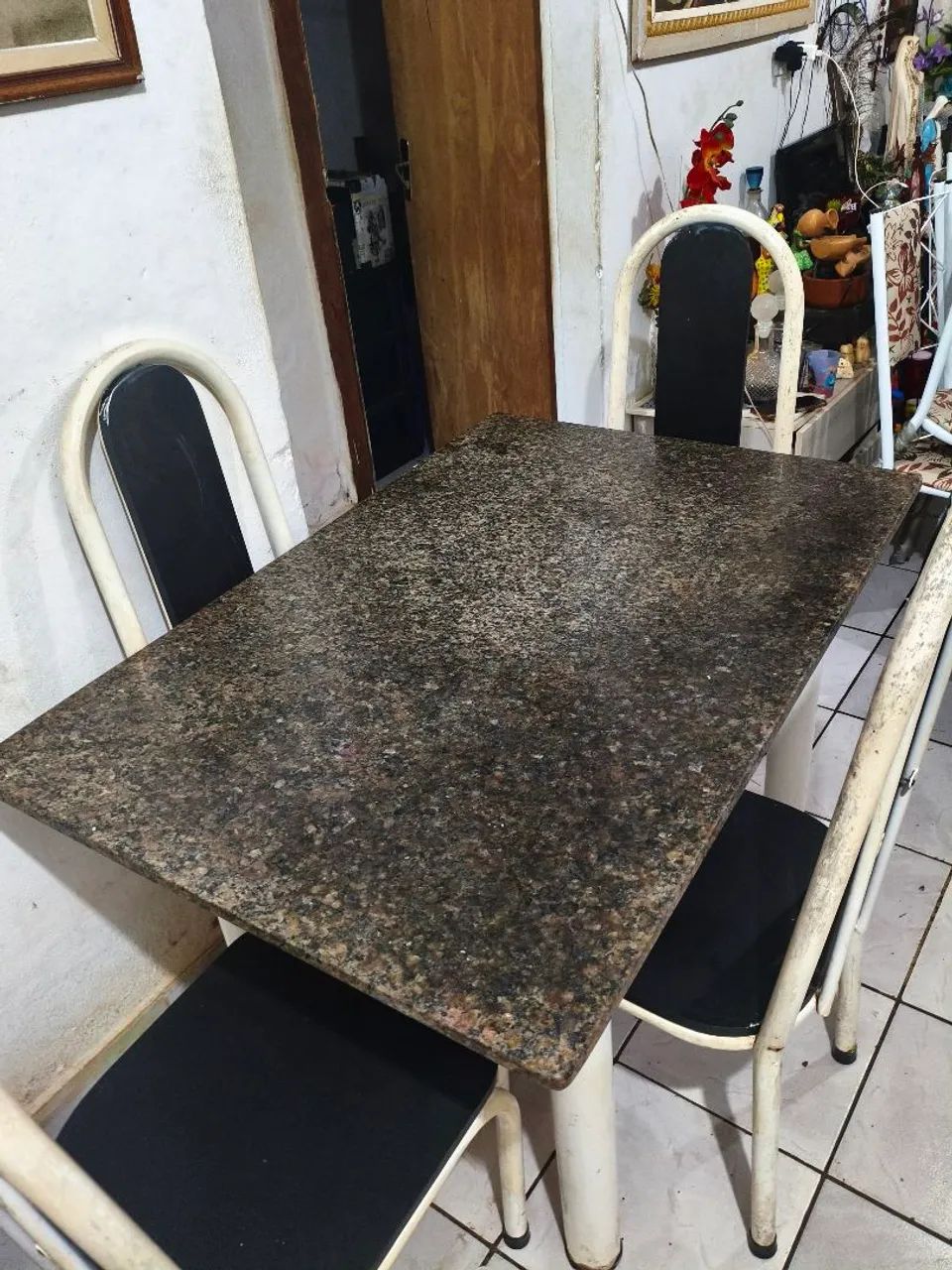 Mesa 4 cadeiras granito - Foto 2