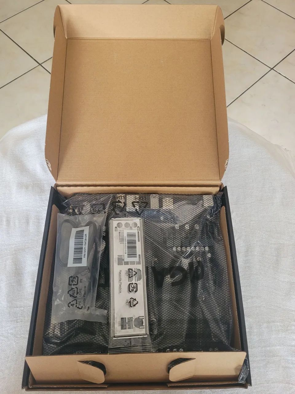 Placa mãe Gigabyte B550M K - Foto 3