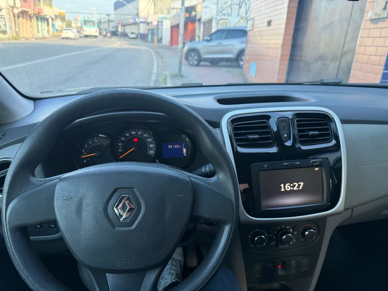 Renault Logan Expression Flex 1.6 16V 4P 2020 - Foto 3