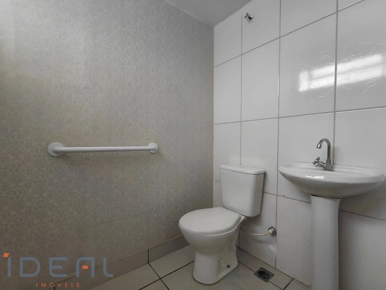 Sala para alugar no bairro Zona 07 - Maringá/PR - Foto 4
