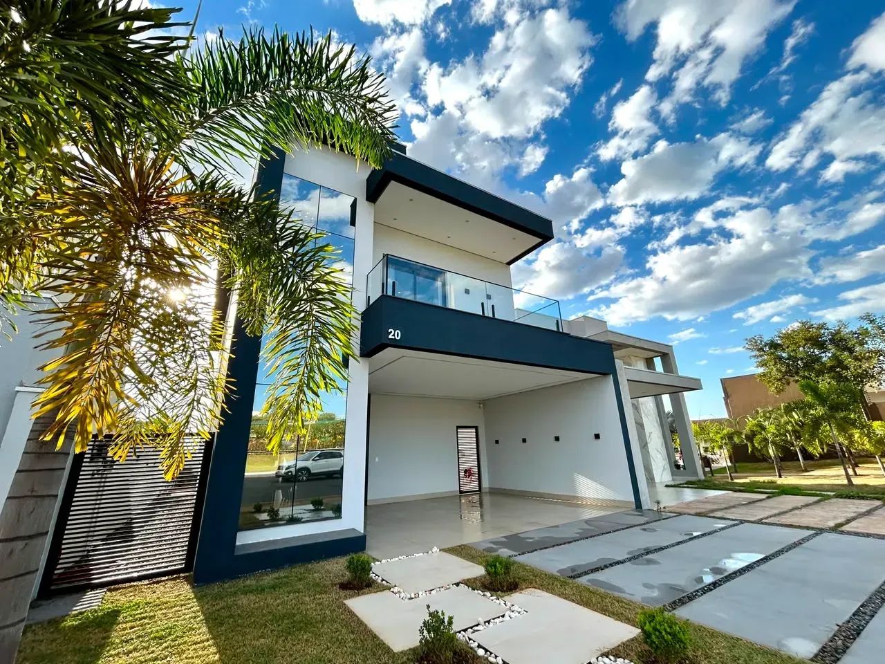 Sobrado Mobiliado com Energia Solar | Belvedere II