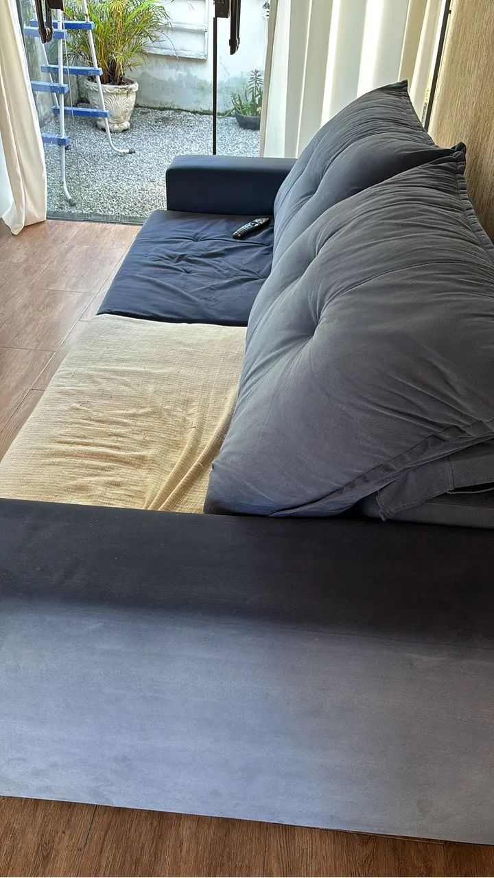 Sofá retrátil