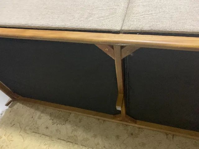 Sofa grande cinza -  lar 240 prof 90 alt 70 - Foto 5