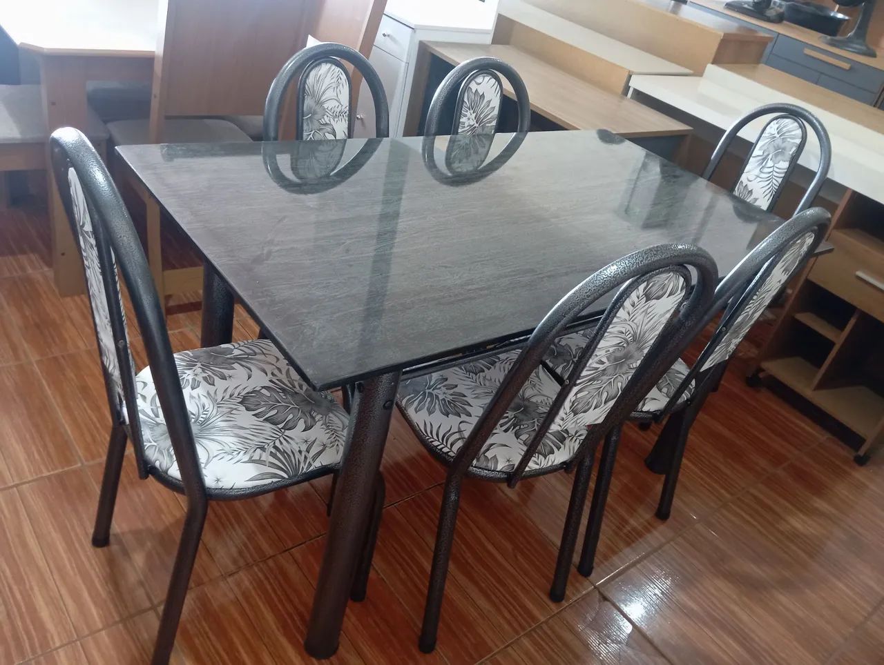 Mesa seis cadeiras nova - Foto 2