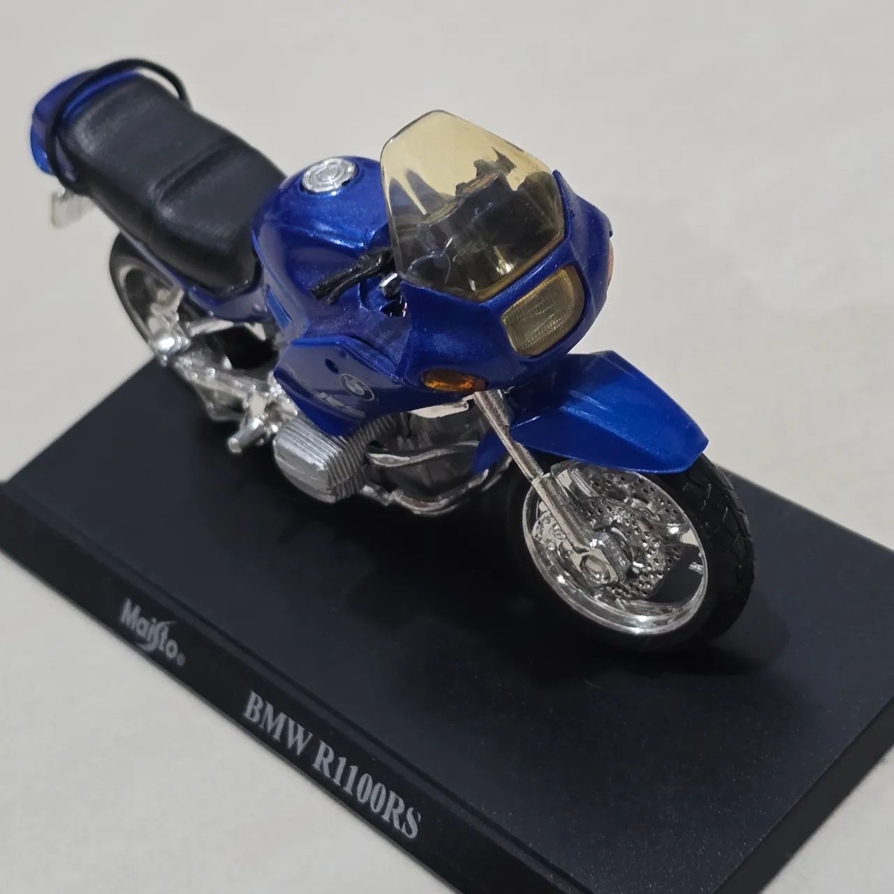 Miniatura Maisto moto BMW R1100RS