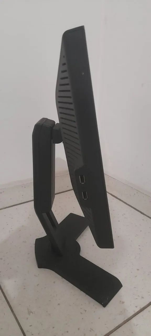 Monitor Dell P170st 17 `Polegadas Ajustável - Foto 2
