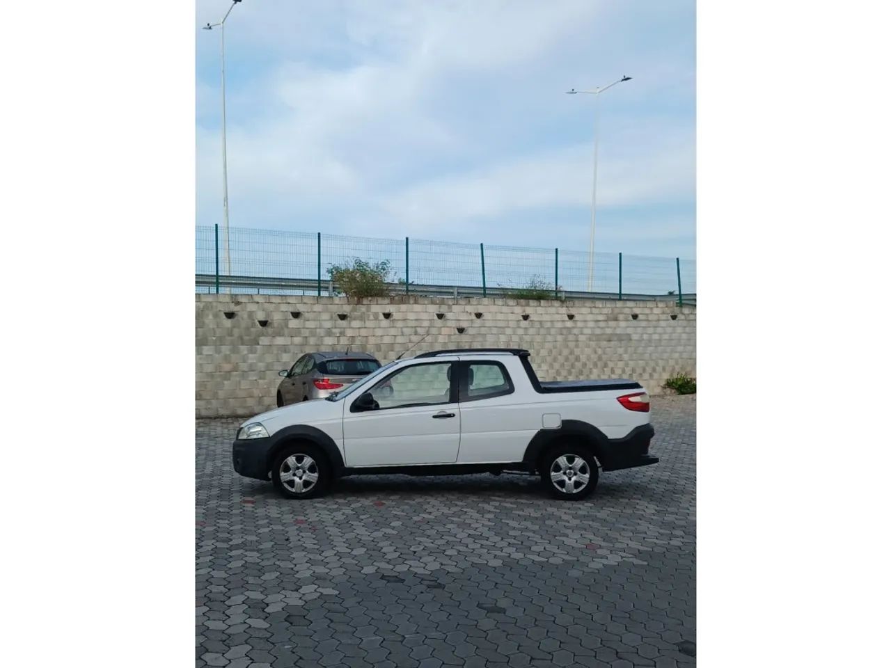 Fiat Strada Freedom 1.4 Flex 8V CD 2020 - Foto 4