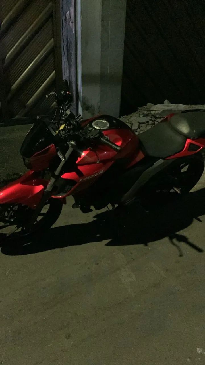 FZ-25 COMPLETA E QUITADA.