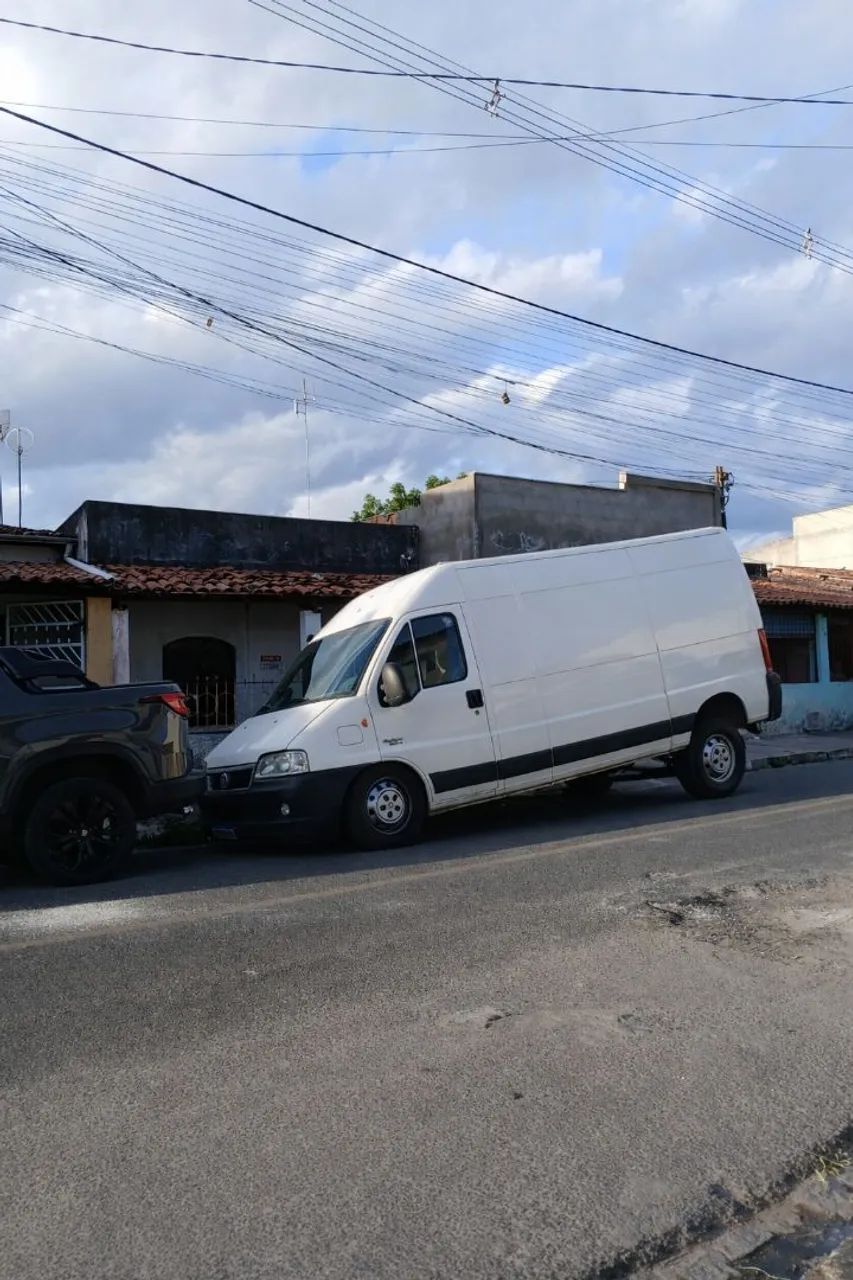 Mudanças / Fretes / Carreto