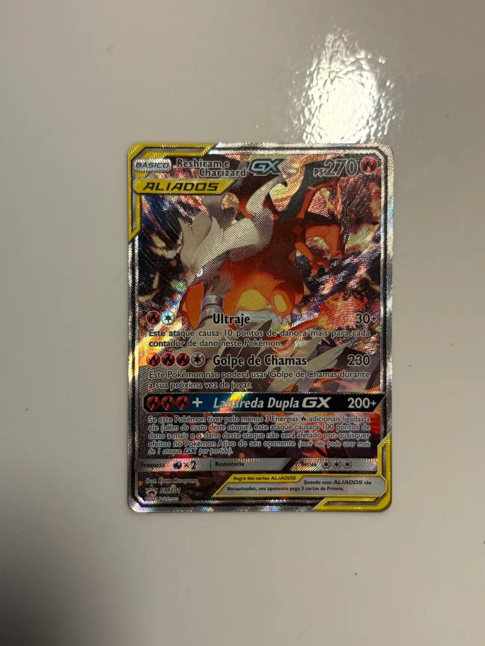 Carta Pokémon Charizard & Reshiram GX - Foto 4