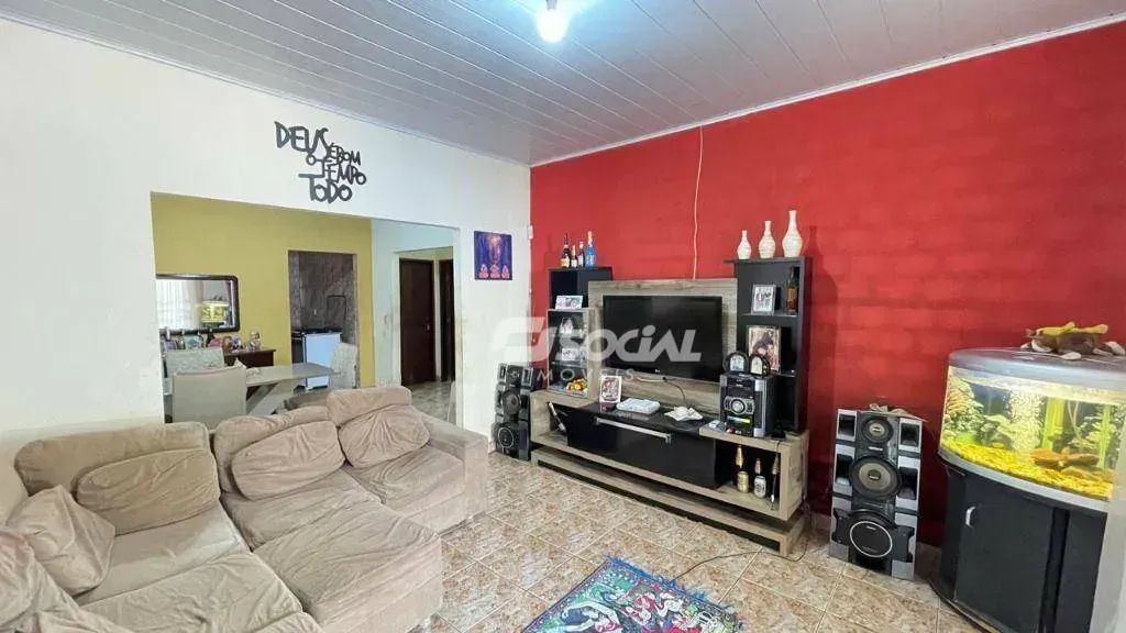 Oportunidade de Compra  Casa em Área Comercial! - Foto 2