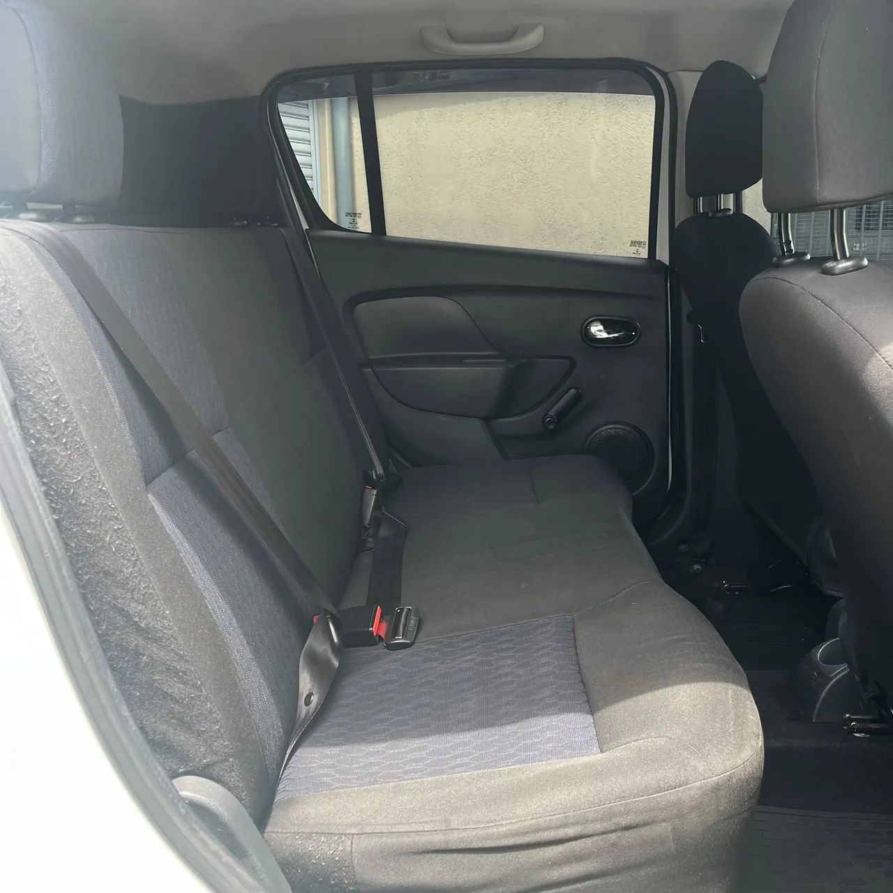 Renault Sandero Expression Flex 1.0 12V 5p, foto 15 de 20