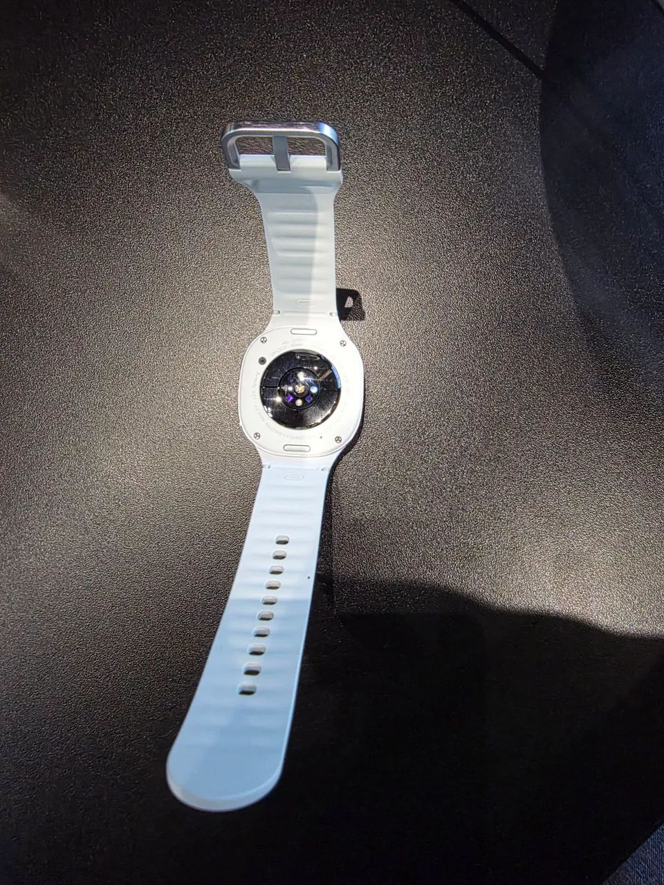 Watch 8 LTE - Foto 3