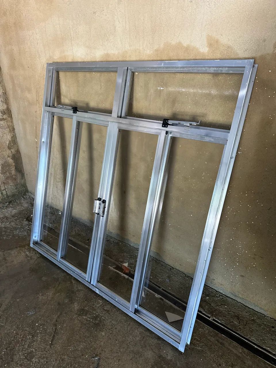 Janela alumínio 1,50x1,50 com vidro - SÓ R$ 400 - Foto 3