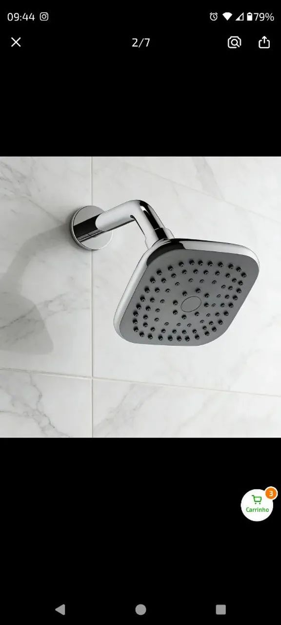 Chuveiro de plástico UBS com bivis de silicone.
