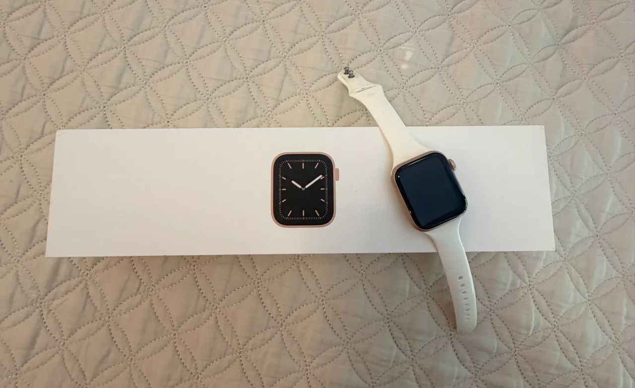 Apple Watch - Séries 5 - 38mm