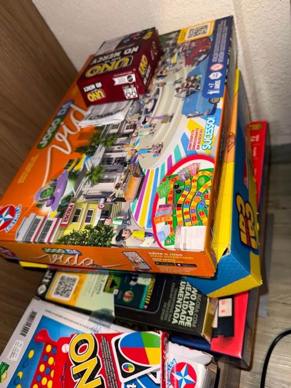 Pacote com 15 Jogos de Tabuleiro e Cartas - UNO, War, Rummikub... - Foto 3