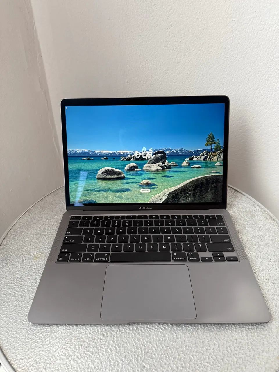MacBook Air M1 2020 - 8GB RAM - 256GB SSD - Cinza Espacial