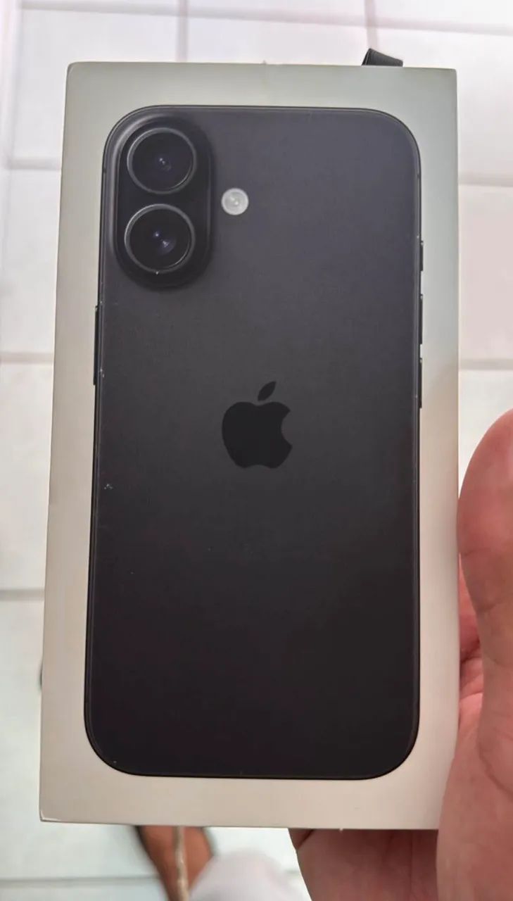 Iphone 16 LACRADO 256gb