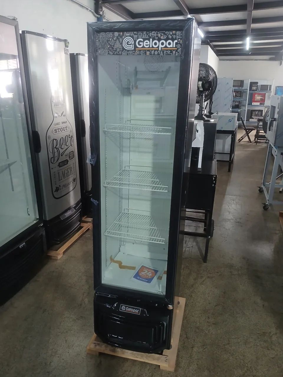 Refrigerador/Expositor Vertical Gelopar GPTU-230 