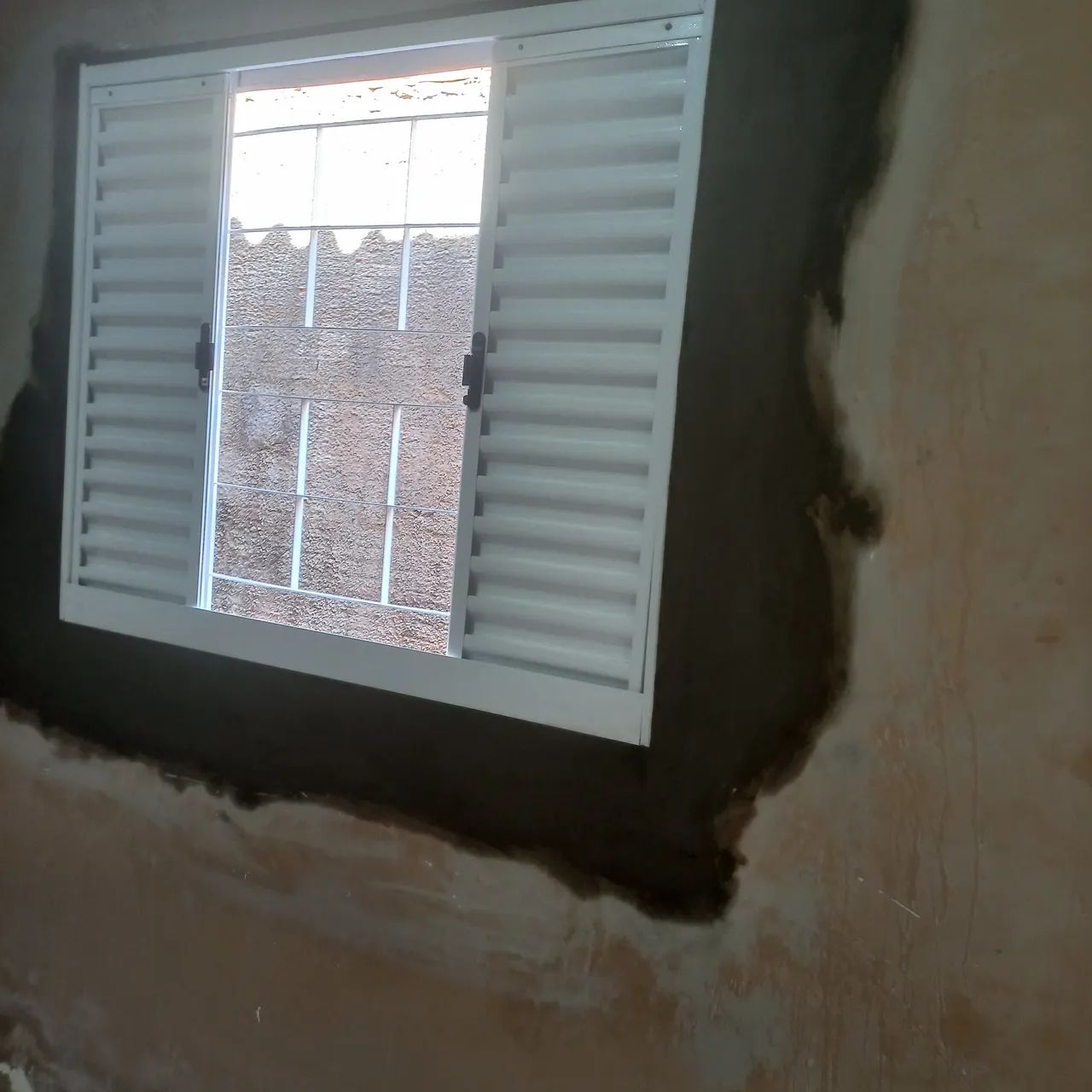 Fazemos reparos, todo tipo de serviço D Obra