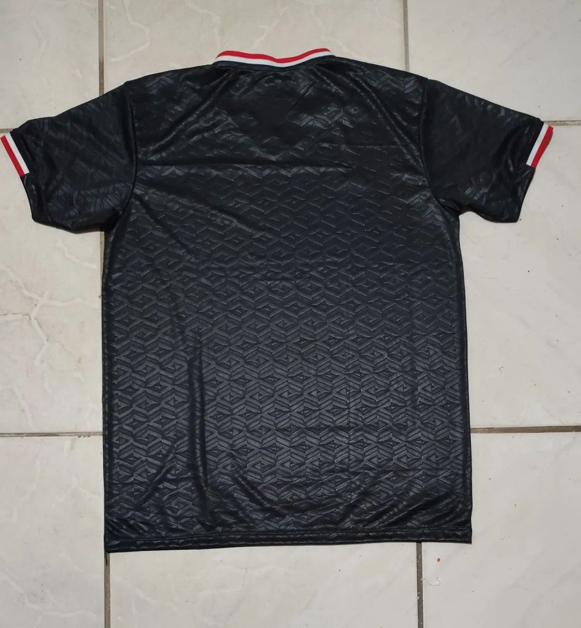 Camisa Santa  cruz Reebok 3D preta (G e GG) - Foto 4