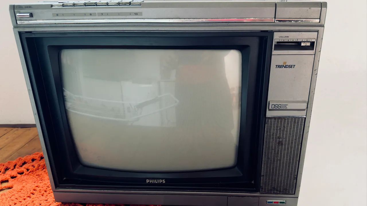 TV antiga - Decoração 