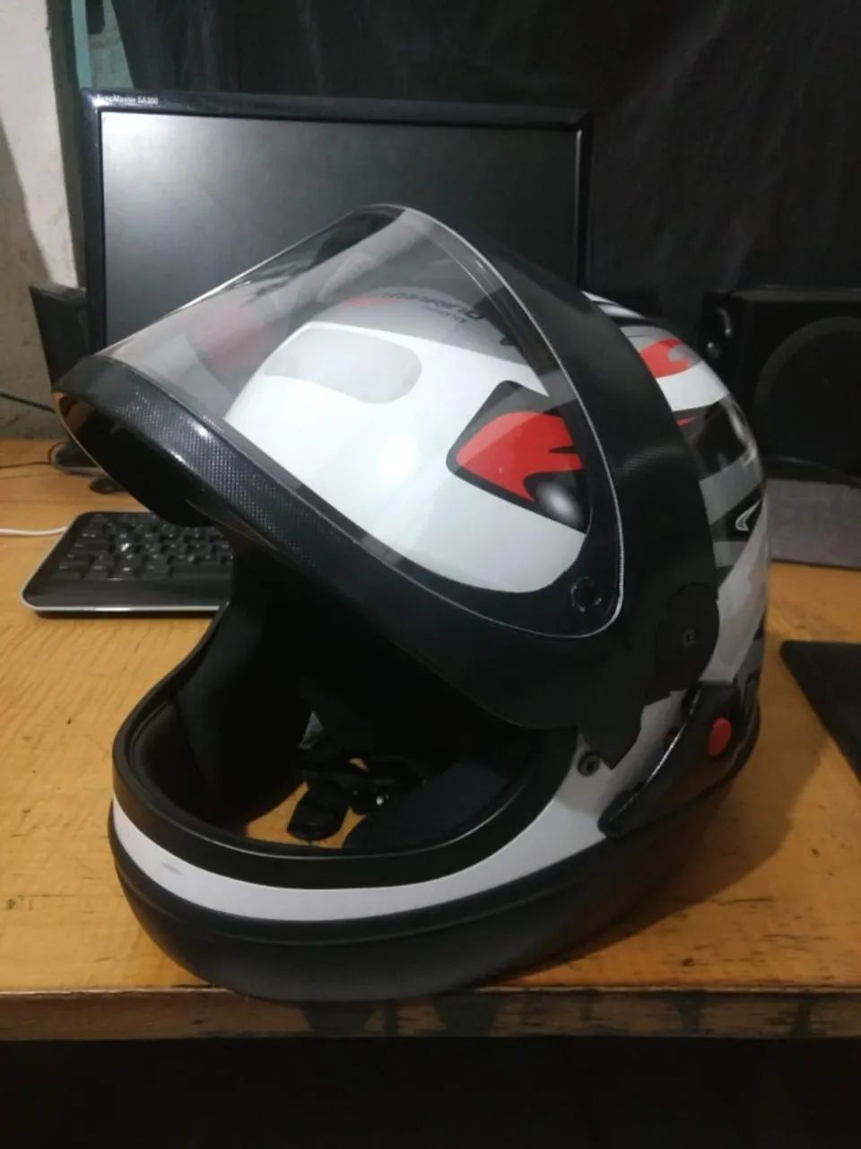 Capacete Masculino Feminino San Marino Branco Automático Taurus - Foto 3