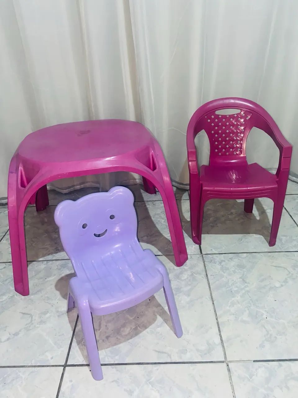 Mesa infantil Menina com 2 cadeiras.  - Foto 3