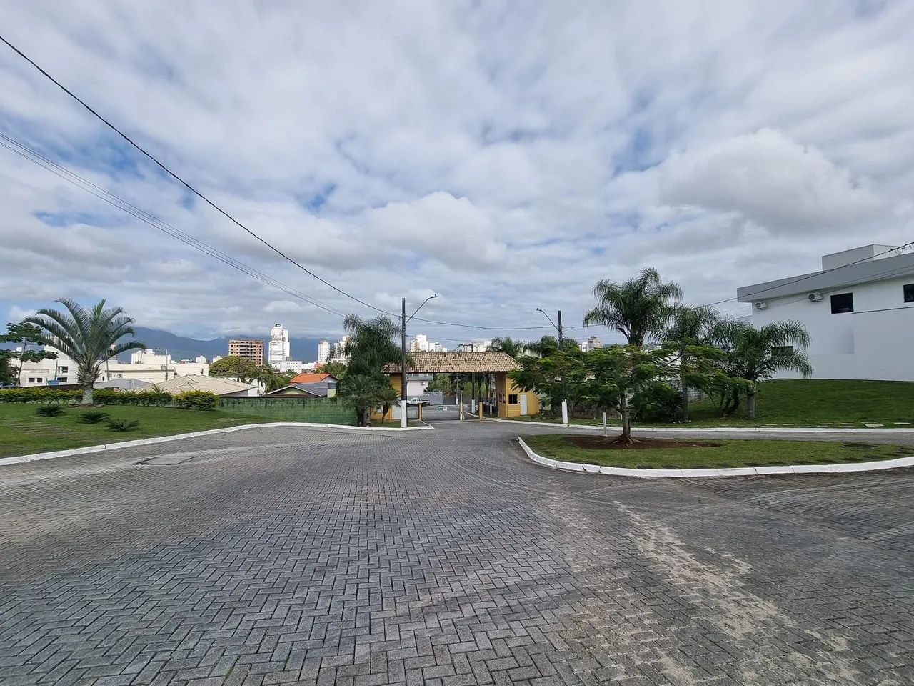Lotes em condomínio fechado centro de Palhoça. - Foto 3